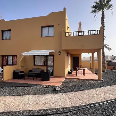 Casa Esmeralda Apartment *